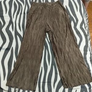 Olive green wide leg pants